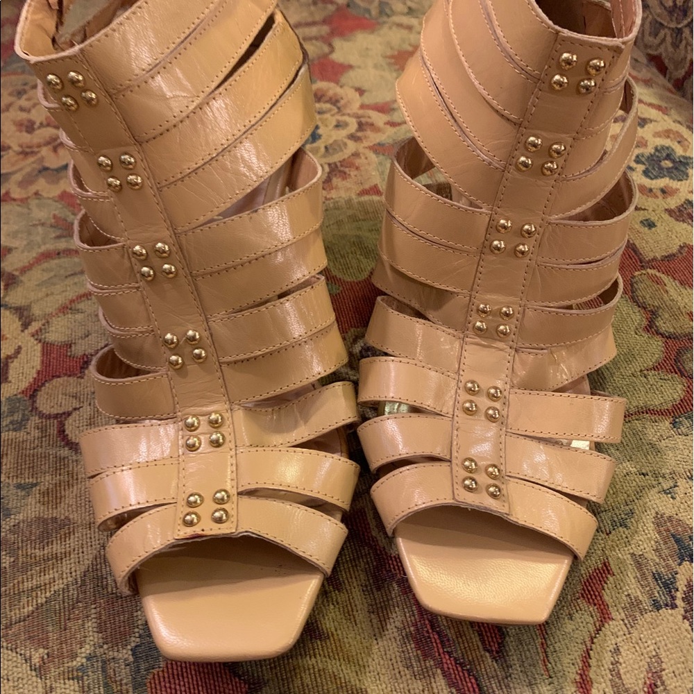 VINTAGE-Arturo Chiang Sandals